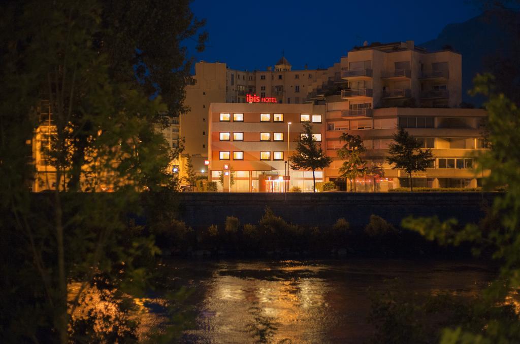 Ibis Grenoble Gare Hotel Exterior foto